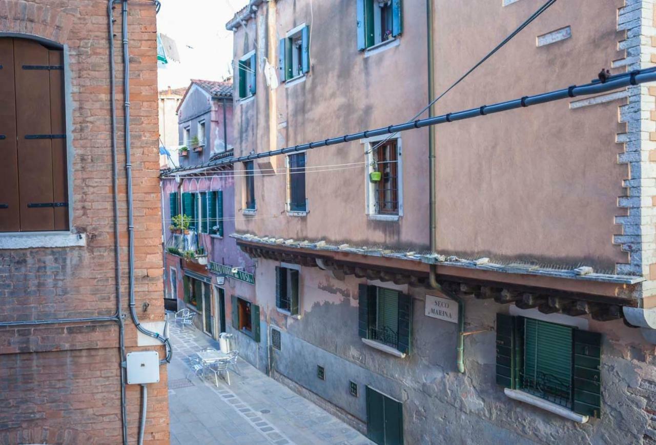 Ca' Braga Biennale Apartment Venice Exterior photo